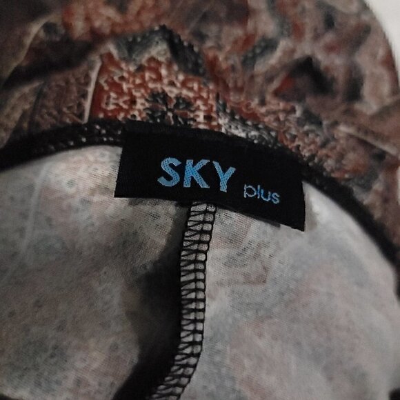 SKY Plus 2pc Pants Suit Size M Fits Like An 8-10 - Picture 10 of 10